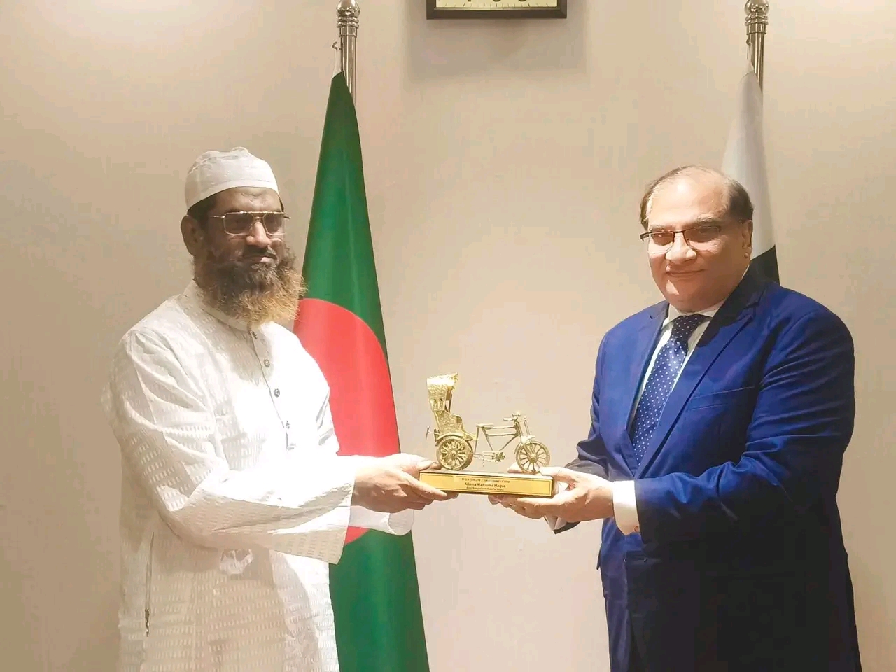 পাকিস্তান হাইকমিশনে আমীরে মজলিসের সম্মানজনক সাক্ষাৎ