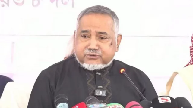 জামায়াত: অন্তর্বর্তী সরকারের দুই উপদেষ্টাকে বাংলার নতুন মীরজাফর হিসেবে আখ্যা