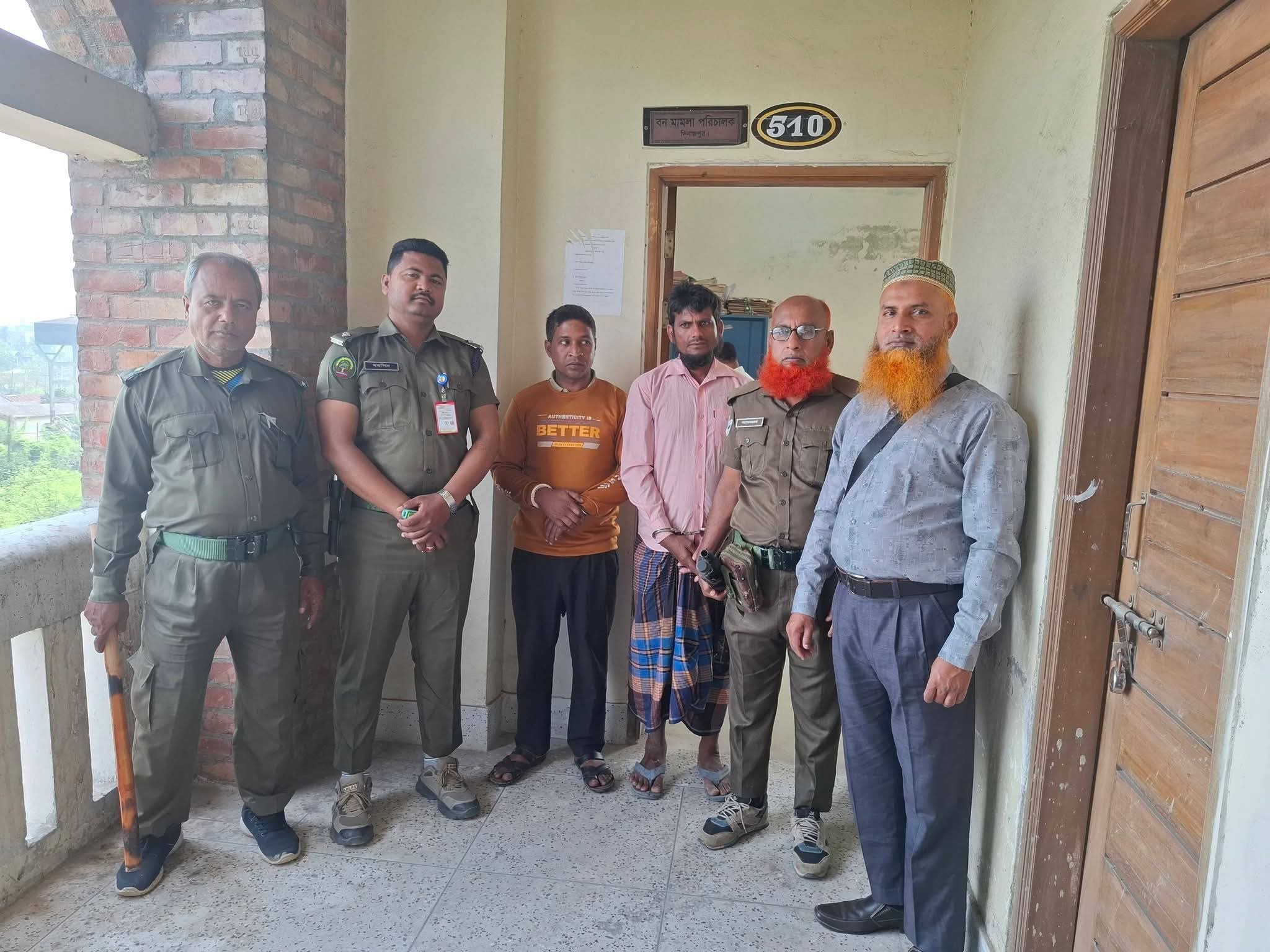 দিনাজপুর এর সদর রেঞ্জাধীন, বন বিভাগ অফিসারের  বনভূমি সিএস দাগ নং ২৯৪ এ জবরদখল করে বাড়ি নির্মাণের অভিযোগ