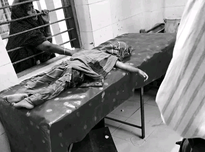 কালীগঞ্জে ট্রাকচাপায় ৫ বছরের শিশুর মৃত্যু