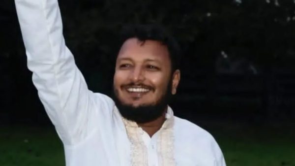 জামিনের পর ডিবি পুলিশের হাতে আটক আওয়ামীলীগ নেতা মেহেদীঃ