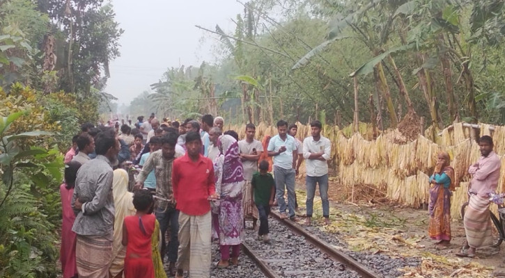 কালীগঞ্জে ট্রেনে কাটা পড়ে বৃদ্ধের মৃত্যুর ঘটনা, এলাকায় শোকের ছায়া