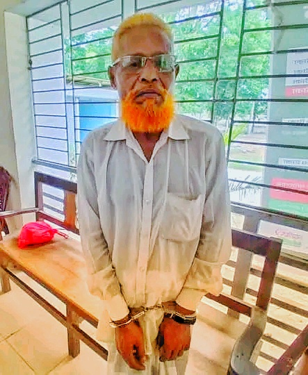 কোটালীপাড়ায় গাঁজাসহ ‘দরবেশ বাবা’ আটক: