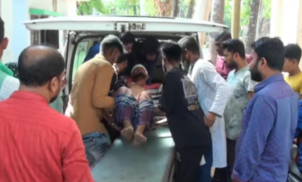 বাকেরগঞ্জে জমি বিরোধে সংঘর্ষ: ৪ জন আহত