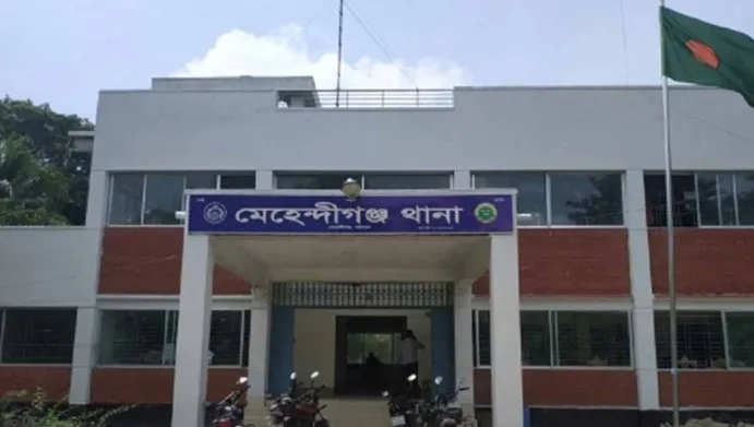 বরিশালে প্রেমিকাকে ছিনিয়ে নিয়ে প্রেমিককে মারধর, ধর্ষণের চেষ্টা