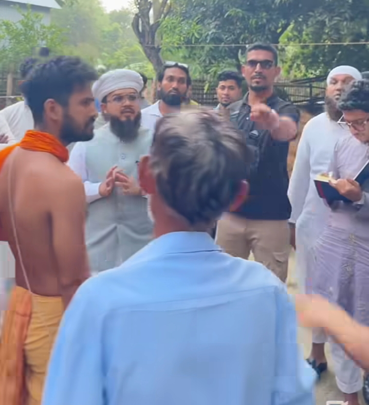 পীরজাদা হানজালার বিরুদ্ধে অপপ্রচার উন্মোচন, মন্দির পরিদর্শনে উন্নয়ন নিয়ে দৃঢ় আশ্বাস