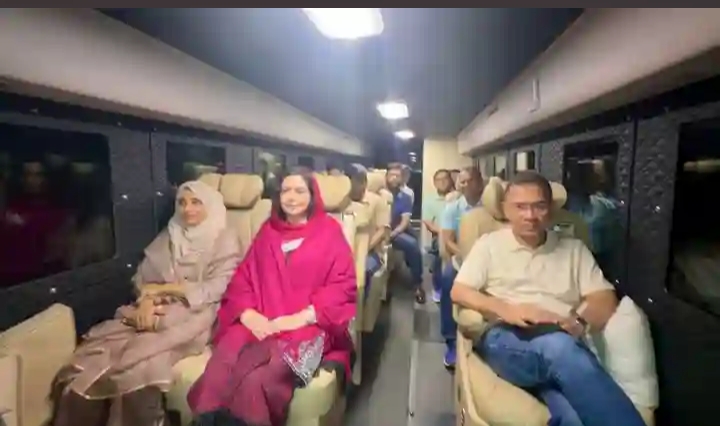 প্রধানমন্ত্রীর প্রথম সফর: নিজ জেলা বগুড়ায় তারেক রহমান