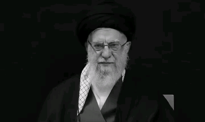 ইজরায়েল ও আমেরিকার হামলায় ইরানের সর্বোচ্চ নেতা আয়াতুল্লাহ খামেনি নিহত: ৪০ দিনের রাষ্ট্রীয় শোক