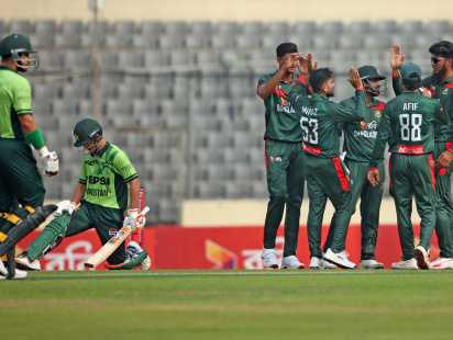 সাদাকাতের বিধ্বংসী ব্যাটিংয়ের পর মিরাজ ও তাসকিনের দুর্দান্ত বোলিং; মিরপুরে বাংলাদেশ ফিরে পেল শক্তি