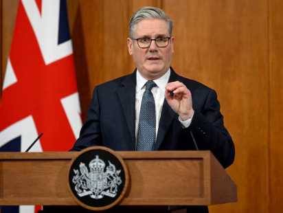 ইরানের সাথে যুদ্ধে জড়াবে না ব্রিটেন; হরমুজ প্রণালী সচল করতে মিত্রদের সাথে কাজ করবেন স্টারমার