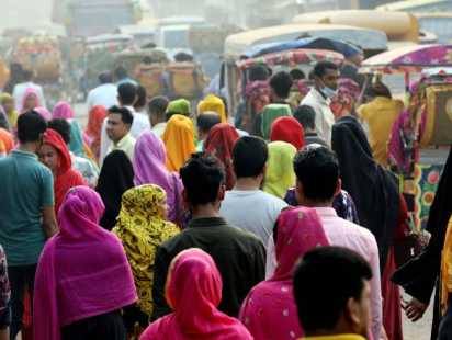 সময়সীমা পার হলেও ৩১ শতাংশ পোশাক কারখানায় বোনাস হয়নি; গোয়েন্দা প্রতিবেদন