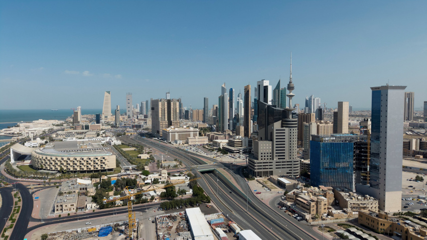 কুয়েত বিমানবন্দরে ড্রোন হামলা; এক বাংলাদেশি কর্মী আহত