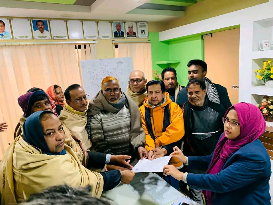 রাজশাহী-৫ আসনে বিএনপির প্রার্থী নজরুল মন্ডলের মনোনয়ন দাখিল