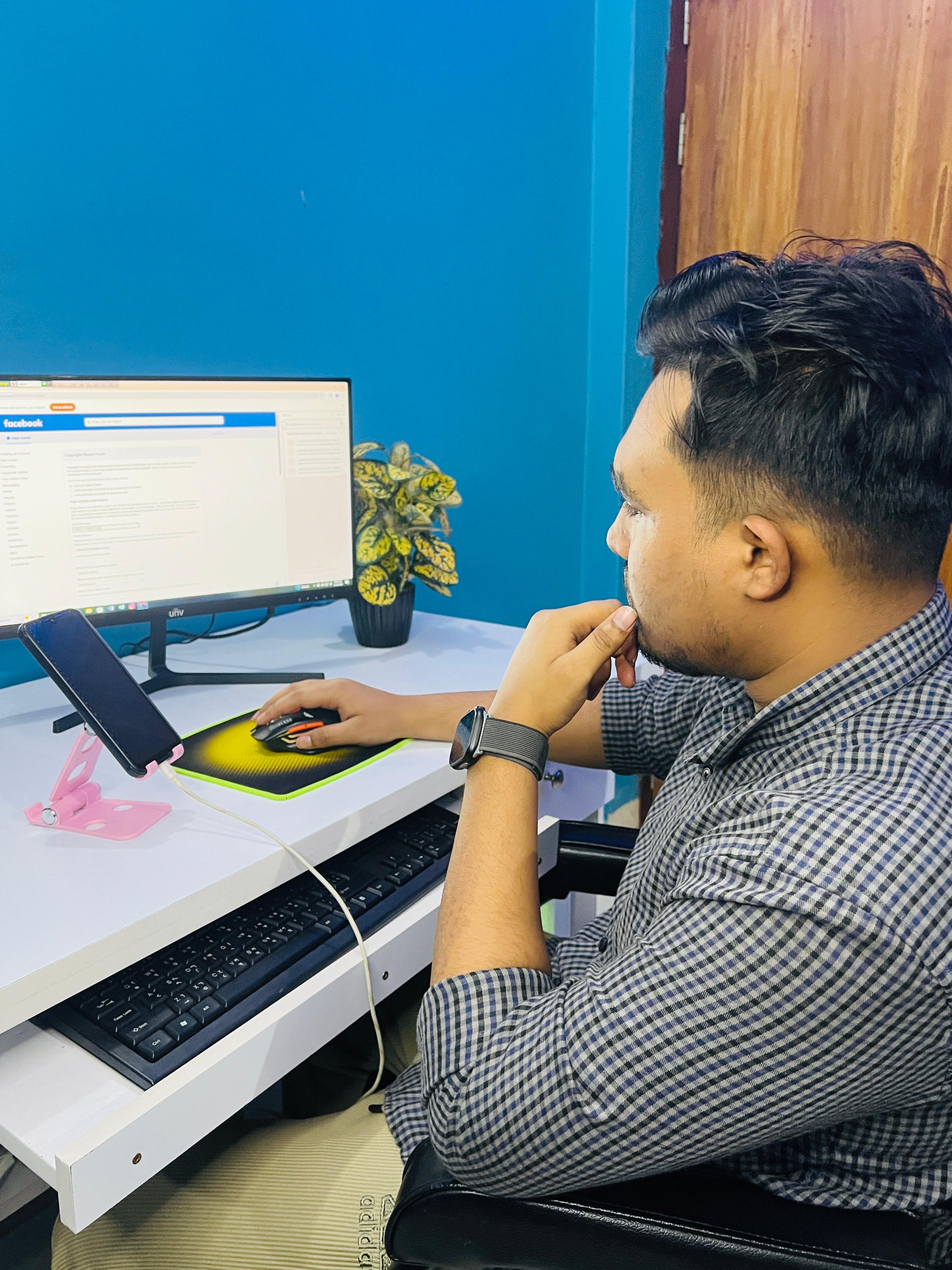 তথ্যপ্রযুক্তির অন্ধকারে আলোর পথপ্রদর্শক - মাইনুল উল হাসান শুভ