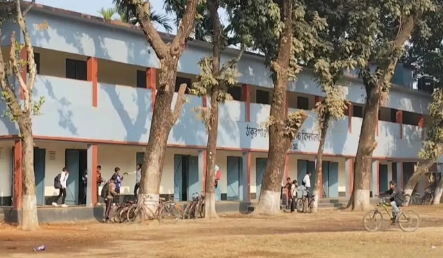 ঠাকুরগাঁওয়ে ৪১৭ ভোটকেন্দ্রের মধ্যে ২০১টি ঝুঁকিপূর্ণ, নিরাপত্তায় বাড়তি প্রস্তুতি প্রশাসনের