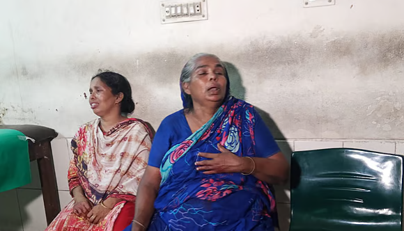 চরভদ্রাসনে দুই ভাইকে কুপিয়ে জখম: হাত-পা প্রায় বিচ্ছিন্ন একজনের