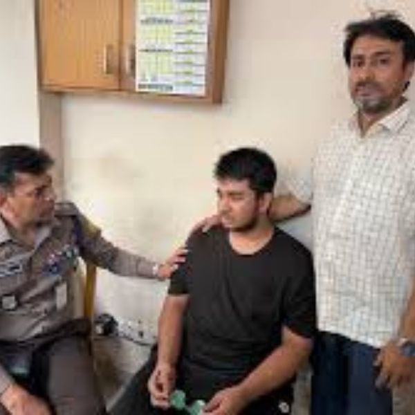 প্রধানমন্ত্রীর হস্তক্ষেপে মাত্র ৭৫ মিনিটে উদ্ধার অপহৃত স্কুলছাত্র, নেটদুনিয়ায় প্রশংসার ঝড়