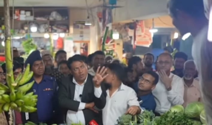 রমজানে বাজার সিন্ডিকেট ও চাঁদাবাজদের হুঁশিয়ারি এমপি বাবরের: ‘অনিয়ম পেলে জেল-জরিমানা’